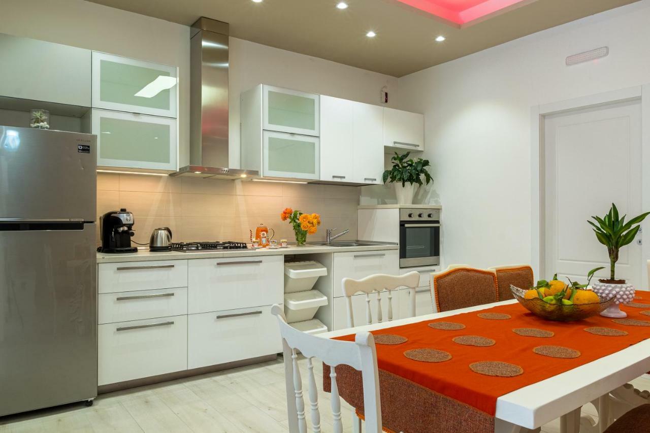 Guest Home Rose Джардини-Наксос Экстерьер фото